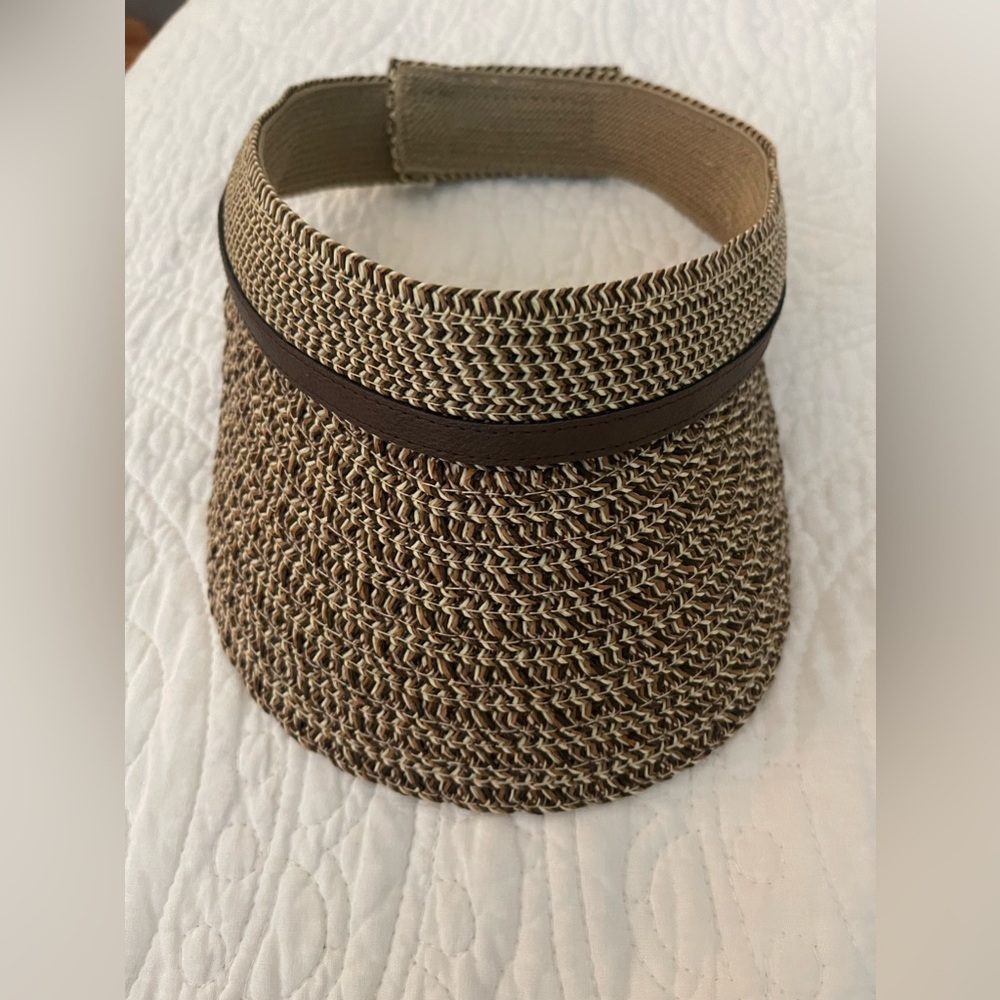 Nine West vacation/beach hat